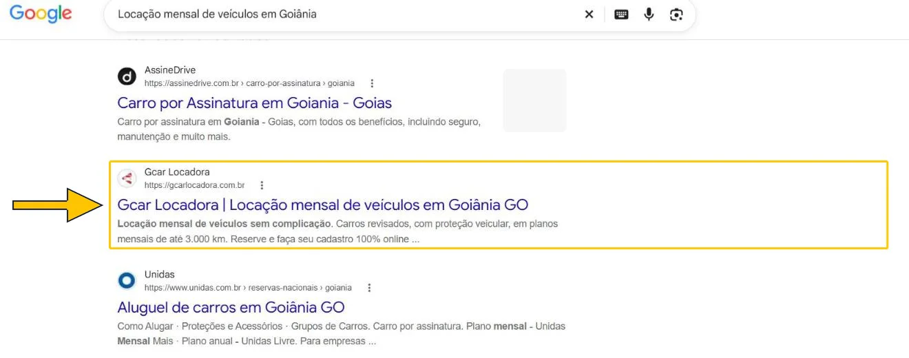 Busca no Google por locação mensal de veículos em Goiânia com o site da Gcar Locadora na primeira página, acima da Unidas